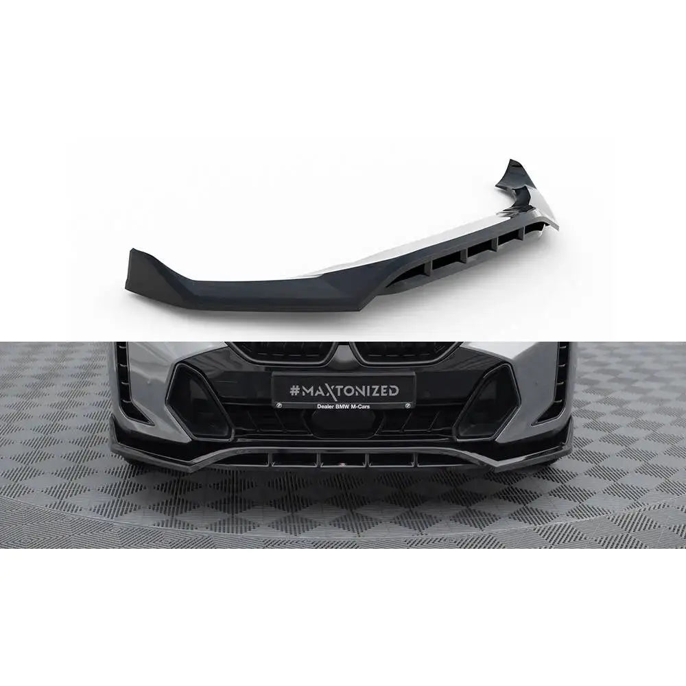 Frontspoiler BMW X6 M-Pack G06 Facelift V.2 i blank sort plast, montert og alene, sett forfra.