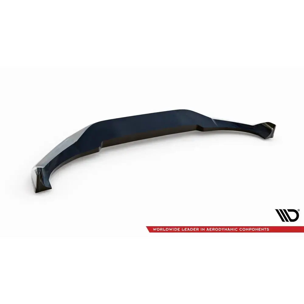 Frontspoiler BMW X6 M-Pack G06 Facelift V.2 i sort, glanset finish sett fra skrå vinkel ovenfra.