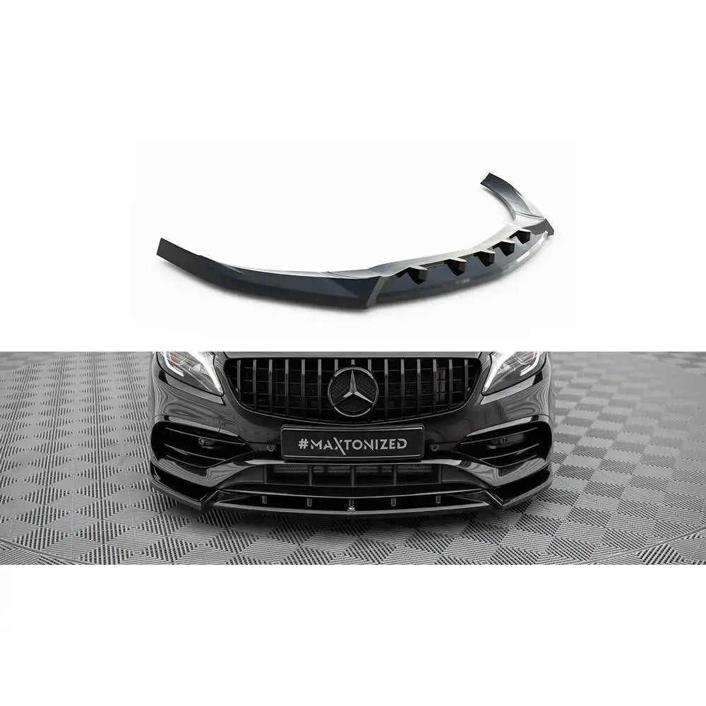 Frontspoiler Mercedes AMG-Line W176 Facelift V.2 i sort, glanset plast vist forfra på bil.