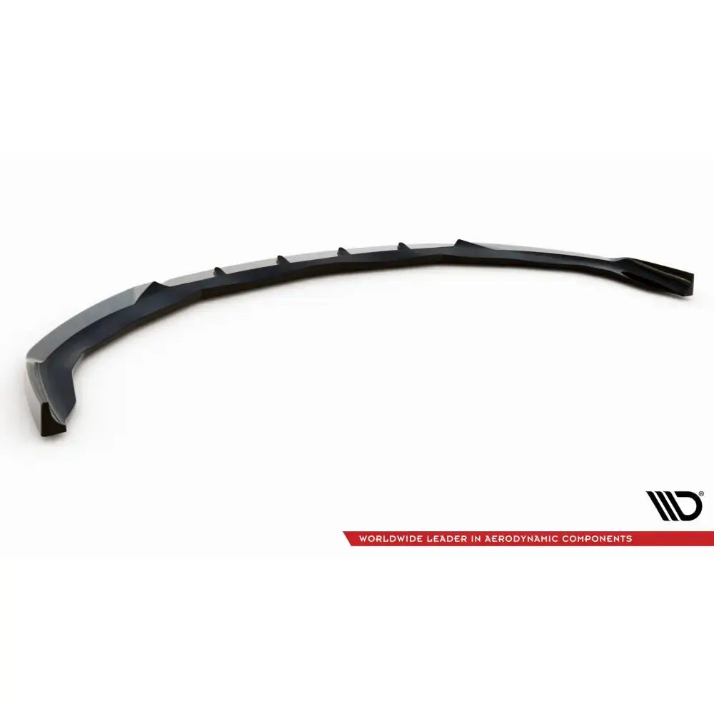 Front lip til Porsche Panamera 970, svart buet spoiler med markerte vinkler og ribber, sett ovenfra.