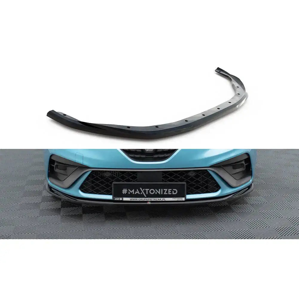 Frontspoiler til Renault Clio RS Line Mk5 V.2 i svart plast med monteringshull, vist på hvit bakgrunn.