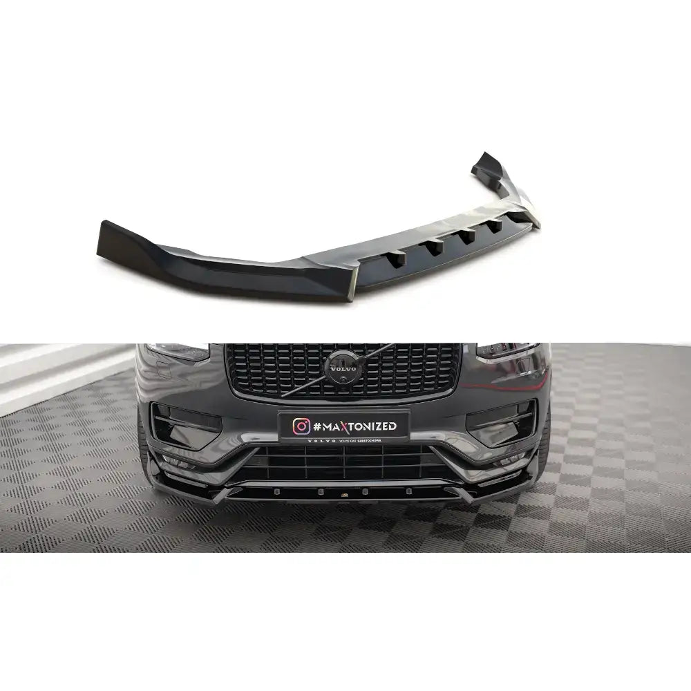 Frontspoiler Volvo XC90 R-Design Mk2 Facelift V.2 i sort blank plast montert på grå bil.