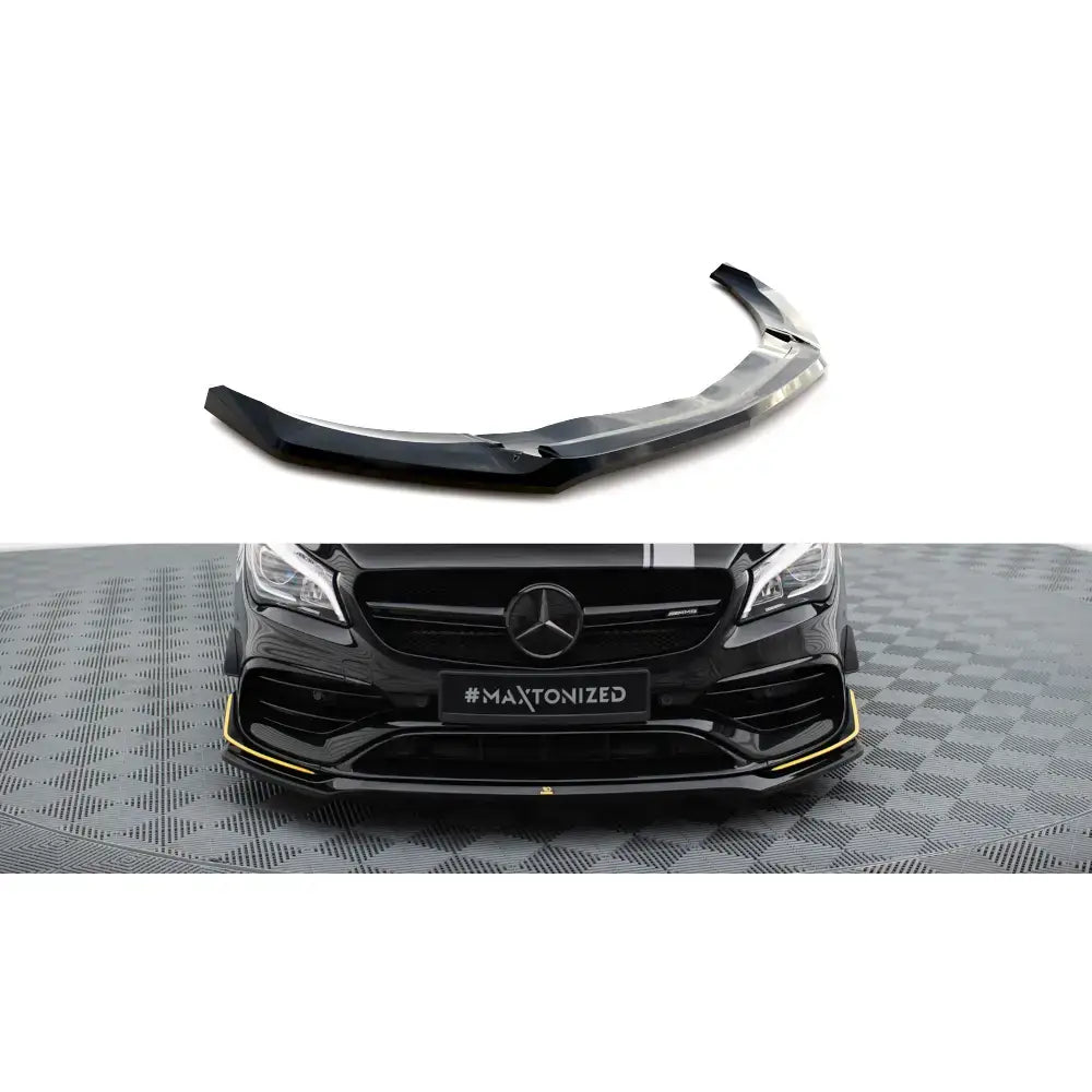 Frontspoiler Mercedes CLA 45 V.3 Aero C117 i sort blank plast med gule detaljer, montert på sort bil.
