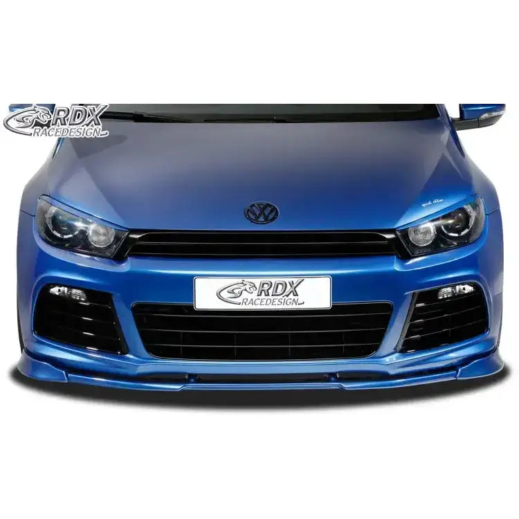 Spoiler på Volkswagen Scirocco 3 R 09-14, blå bil forfra med tydelig grill, frontlykter og logo.