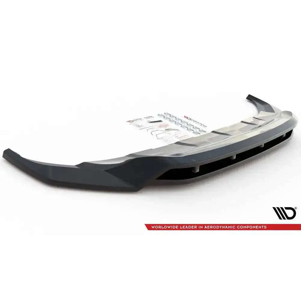 Front lip Volkswagen Touareg R-Line Mk3 sort og sølv, skrått forfra med monteringsutstyr og instruksjoner.