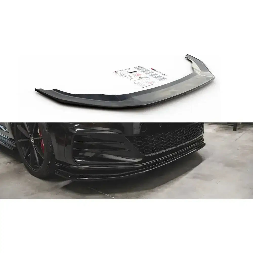 Frontspoiler VW Golf 7 GTI TCR i blank sort plast, vist både løs og montert på bil.