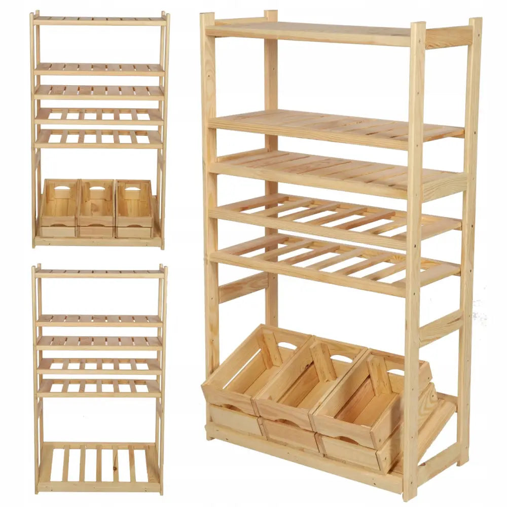 Furureol til spiskammer, lyst tre med fem hyller, tre åpne spiler og nederste hylle med trekasser.