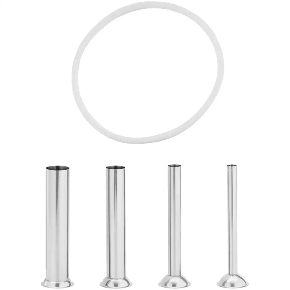 Fire pølsefylletuter i rustfritt stål med ulik diameter og bred kant, hvit silikonring liggende over.