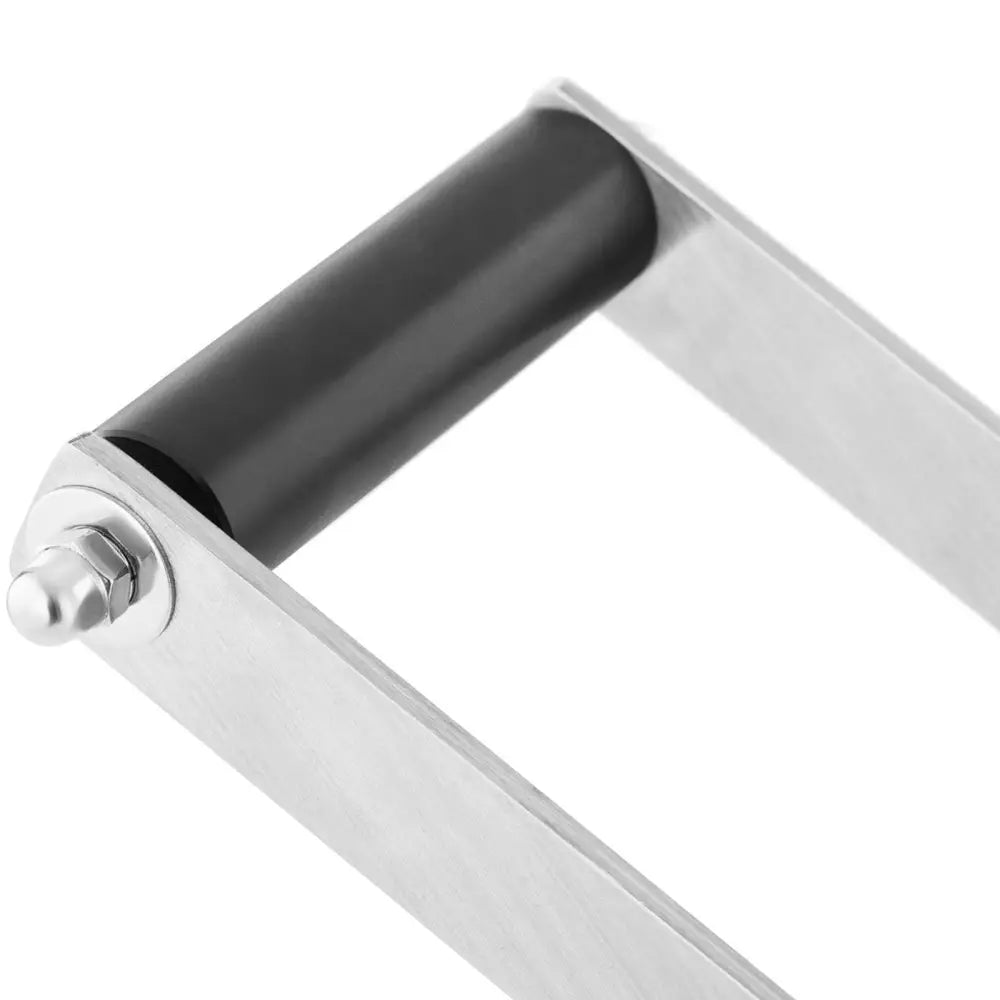 Fylling sprøyte for churros, detaljert nærbilde av rustfritt stålhåndtak med sort sylinderformet grep.