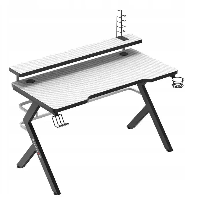 Gamingbord Huzaro Hero 5.0 hvit, skrå forfra med forhøyet hylle, koppholder og holder for spillkontroller.