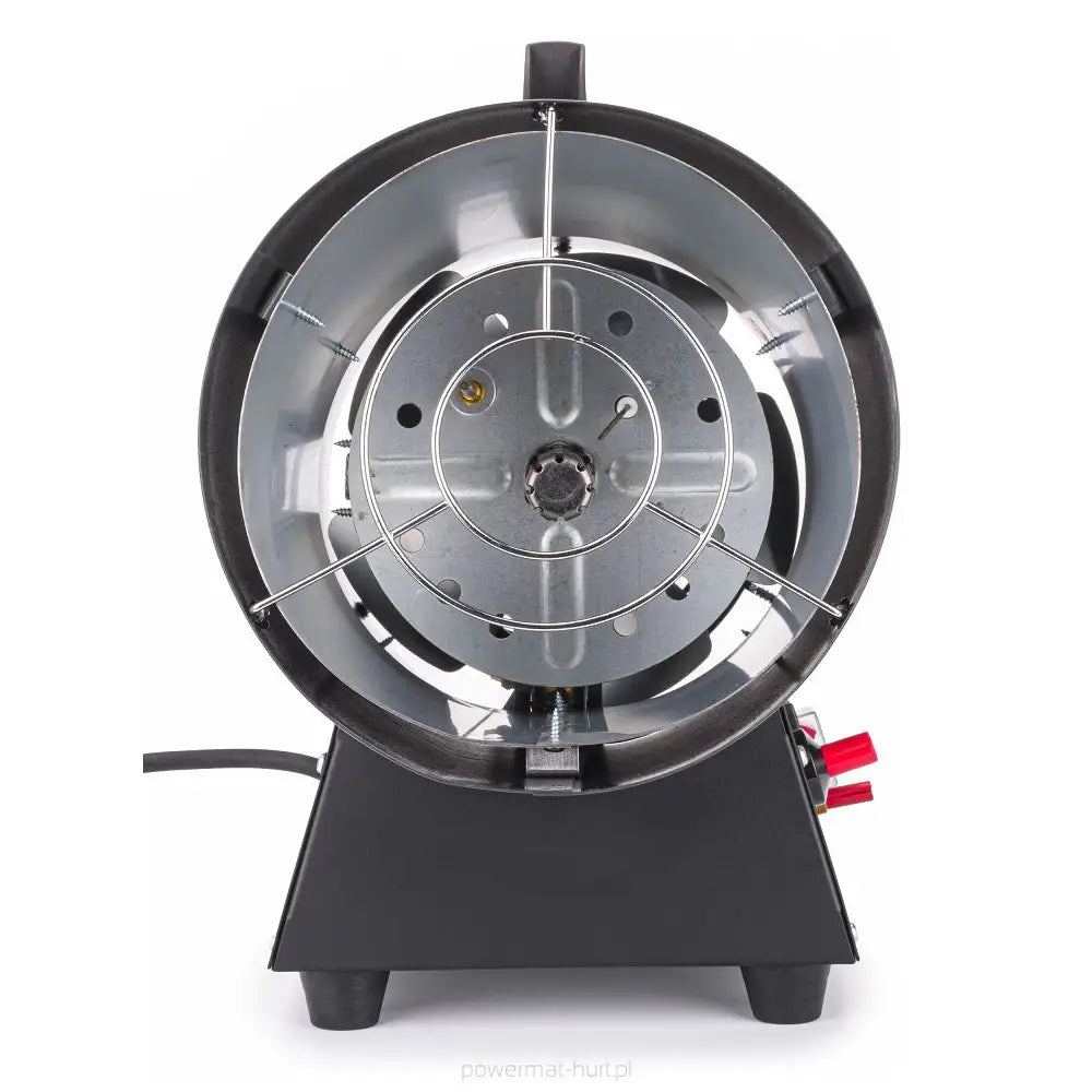 Gassvarmer med sølvfarget metallvifte, frontvisning som fremhever beskyttelsesgitter og synlige vifteblad.