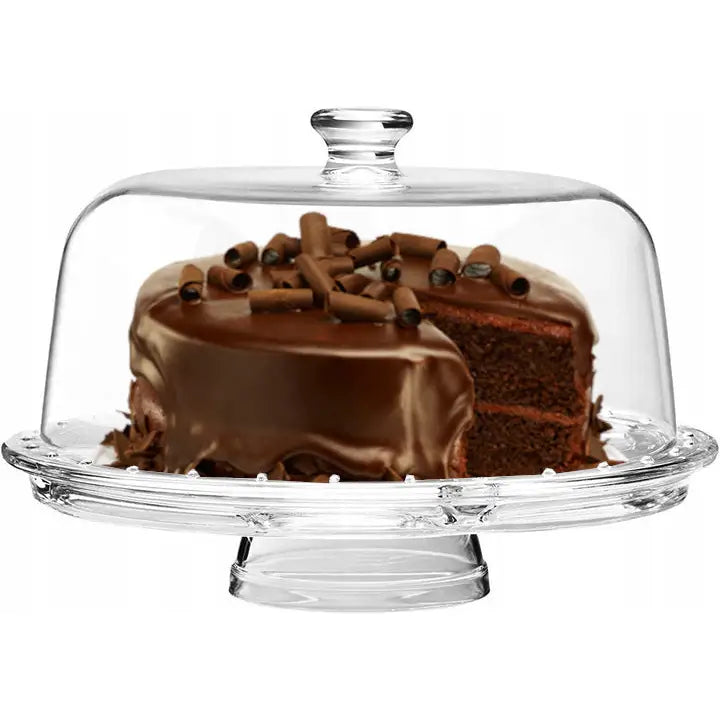 Glassfat med kuppel i klart glass, frontvisning med sjokoladekake og dekorert lokk på kakefatet.