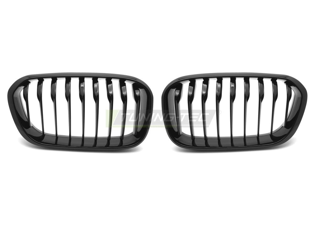 Nærbilde av glossy svart nyregrill for BMW 1-serie F20 LCI