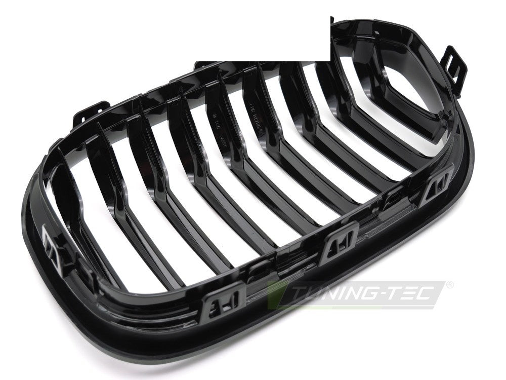 Svart frontgrill i glossy finish til BMW F20/F21 LCI vist fra siden