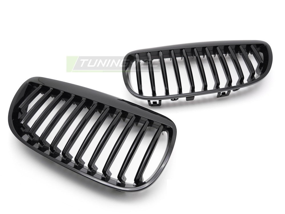 Svart blank grill BMW E93 Cabriolet 2007–2010 detaljbilde av finish