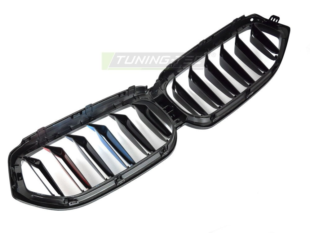 BMW 6-Serie G32 sport-grill double bar design svart blank med blå og røde striper