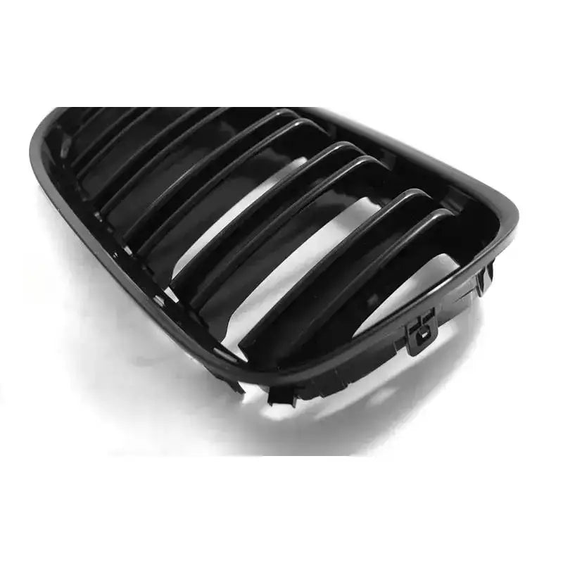 M-Look frontgrill BMW E91 LCI blanksort – montert på bil