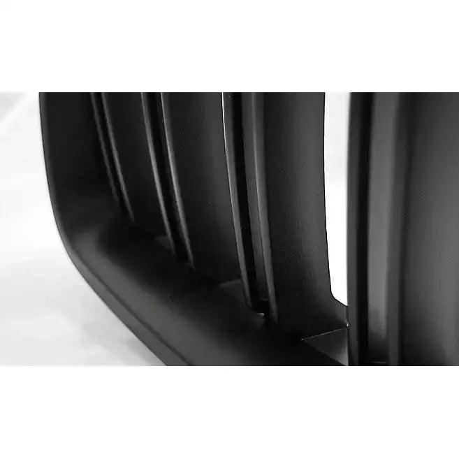 Grill Bmw F30 / F31 10.11- M3 Look Matt Black, sett bakfra