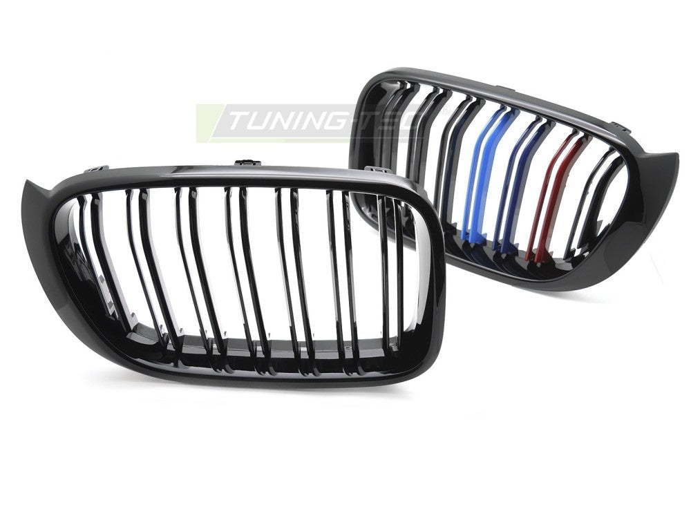 Sport-grill BMW X4 F26 glossy svart med tri-color M-striper dobbel bar sett forfra