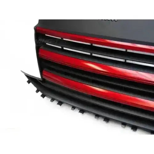 Grill VW T6 2015- Black Red montert på Volkswagen Transporter fronten
