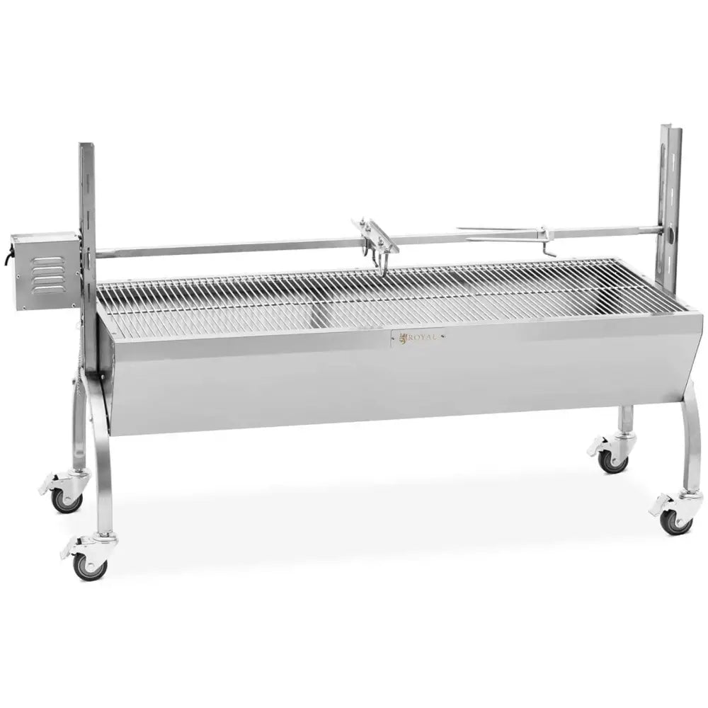 Grillkull med elektrisk roterende grillspyd, frontbilde av stor rustfri grill med synlig spidd og rist på hjul.