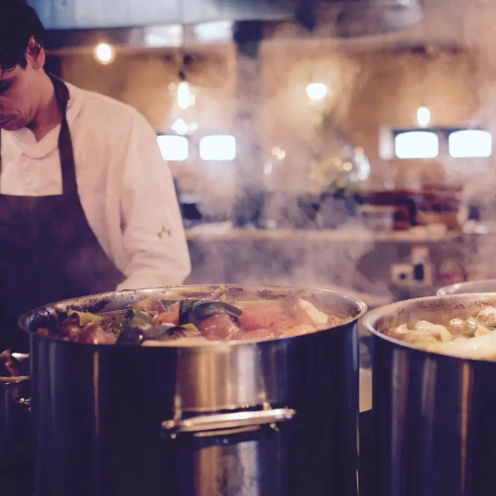 Gryte Medium Kitchen Line med Lokk 15 l ø 320 x 190 h - Hendi 836507