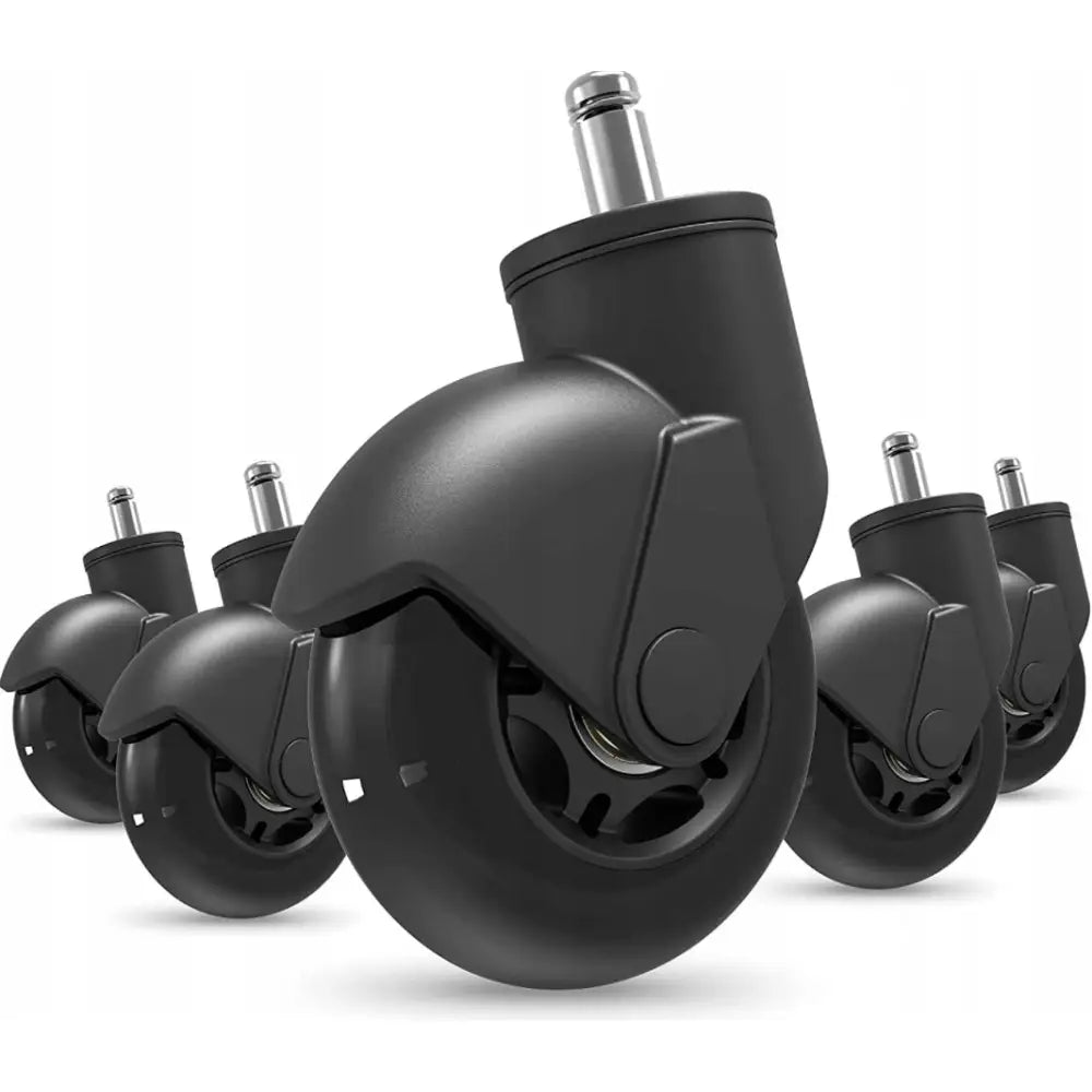 Gummihjul til stol, fem svarte hjul med metallpinner og glansfull overflate, halvprofil mot hvit bakgrunn.