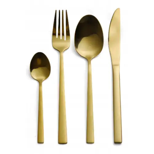 Gylne bestikkdeler for fire, frontvisning av teskje, gaffel, spiseskje og kniv med minimalistisk design.