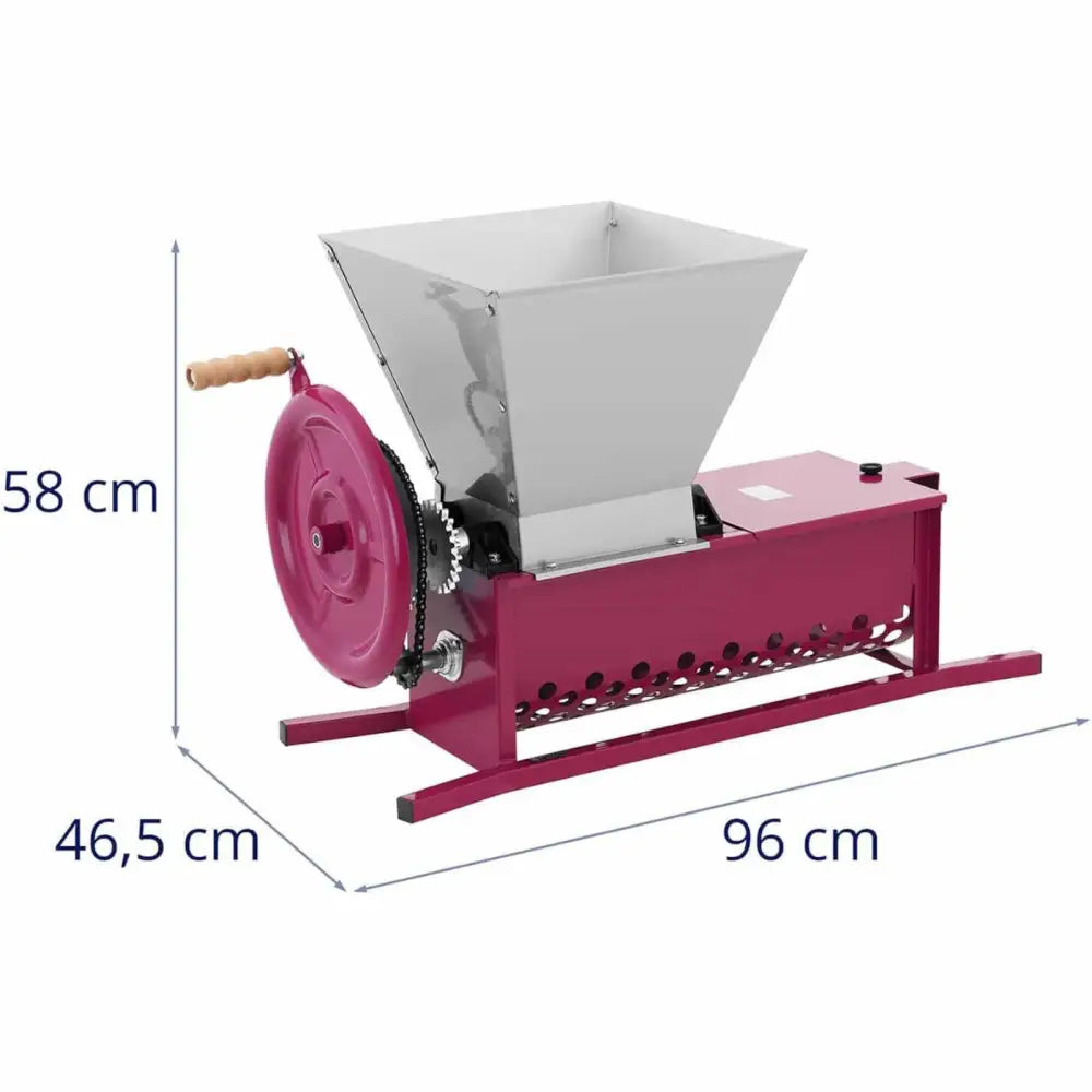 Handdrevet vingårdsavstryker og bærknuser 27 l, sidebilde med rød kropp, sølv trakt og synlige mål.