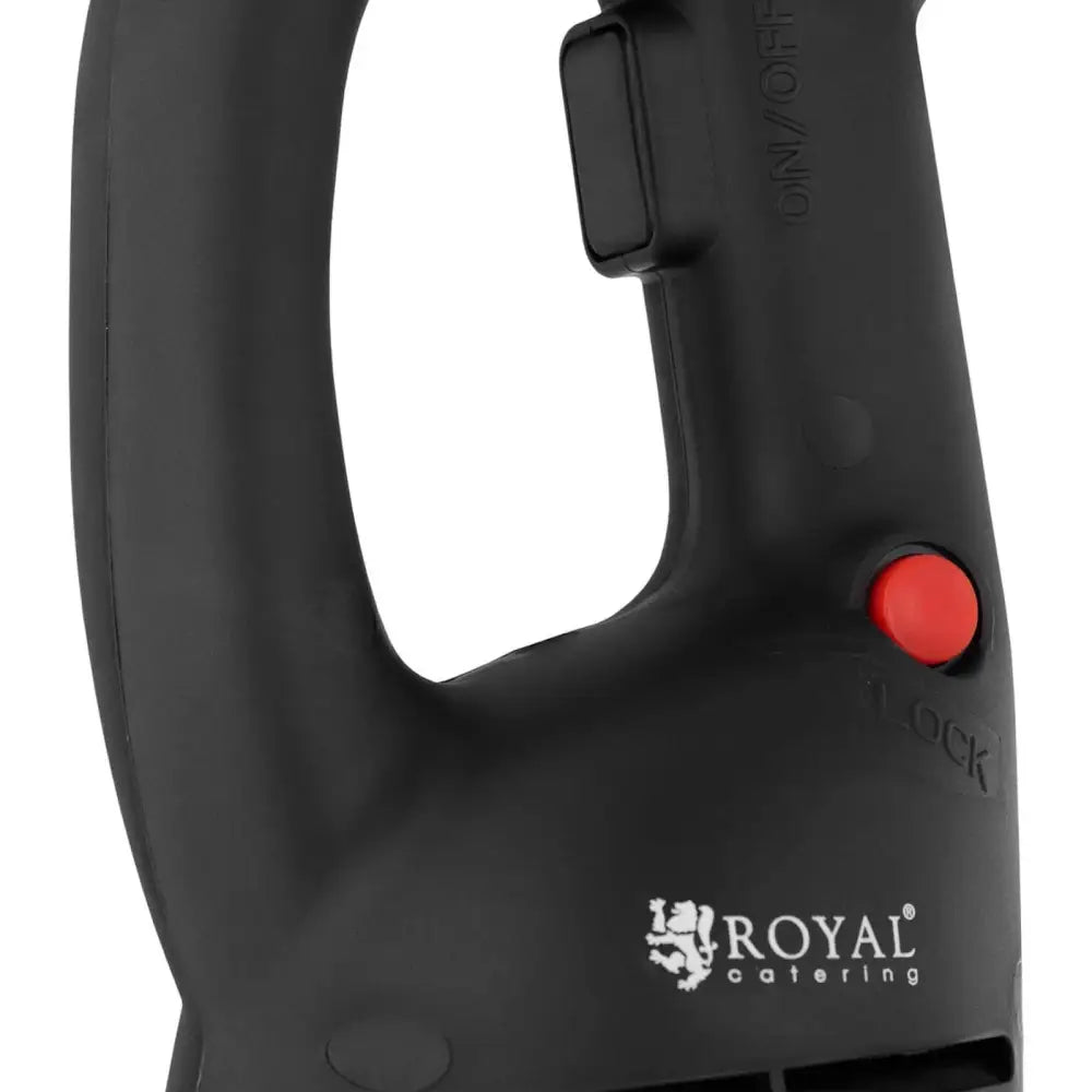 Håndholdt mikserblender, nærbilde av sort plastgrep med rød knapp og synlig Royal Catering-logo.