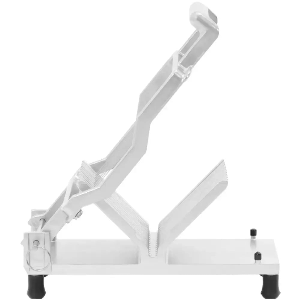 Håndholdt ost- og smørskiver, sidevisning som fremhever justerbare ledd, riflete holdere og sorte gummiføtter.