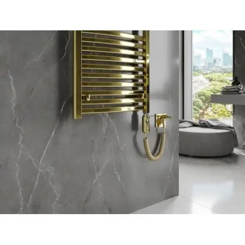 Håndkletørker Helios 1800 x 500 Mm 900 w Gull
