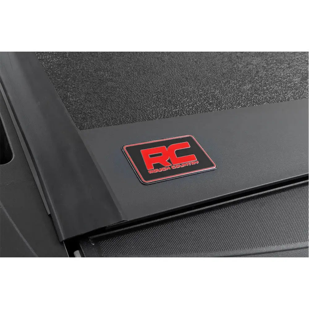 Hardt Trekk Pakke Tri-fold Lavprofil Rough Country 5’10’’ - Chevrolet Silverado 1500 19-