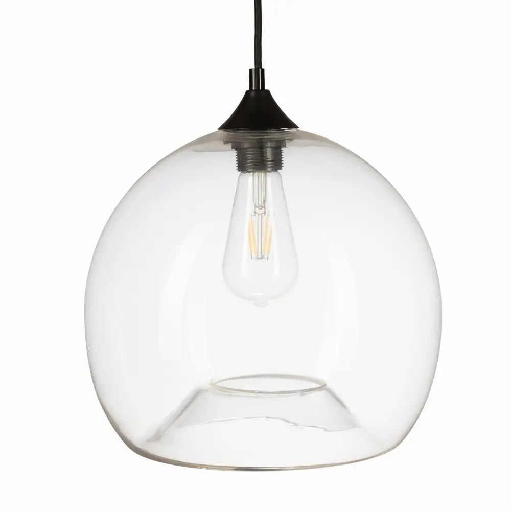 Hengende glasslampe Onyx 30cm, rund form med sort oppheng og synlig lyspære i minimalistisk stil.