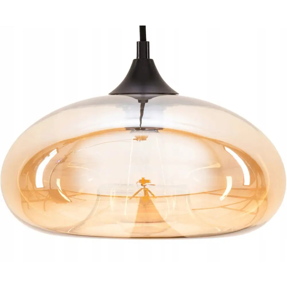 Hengende taklampe Cairo i gyllent glass, frontbilde som fremhever den blanke, avrundede skjermen og sorte opphenget.