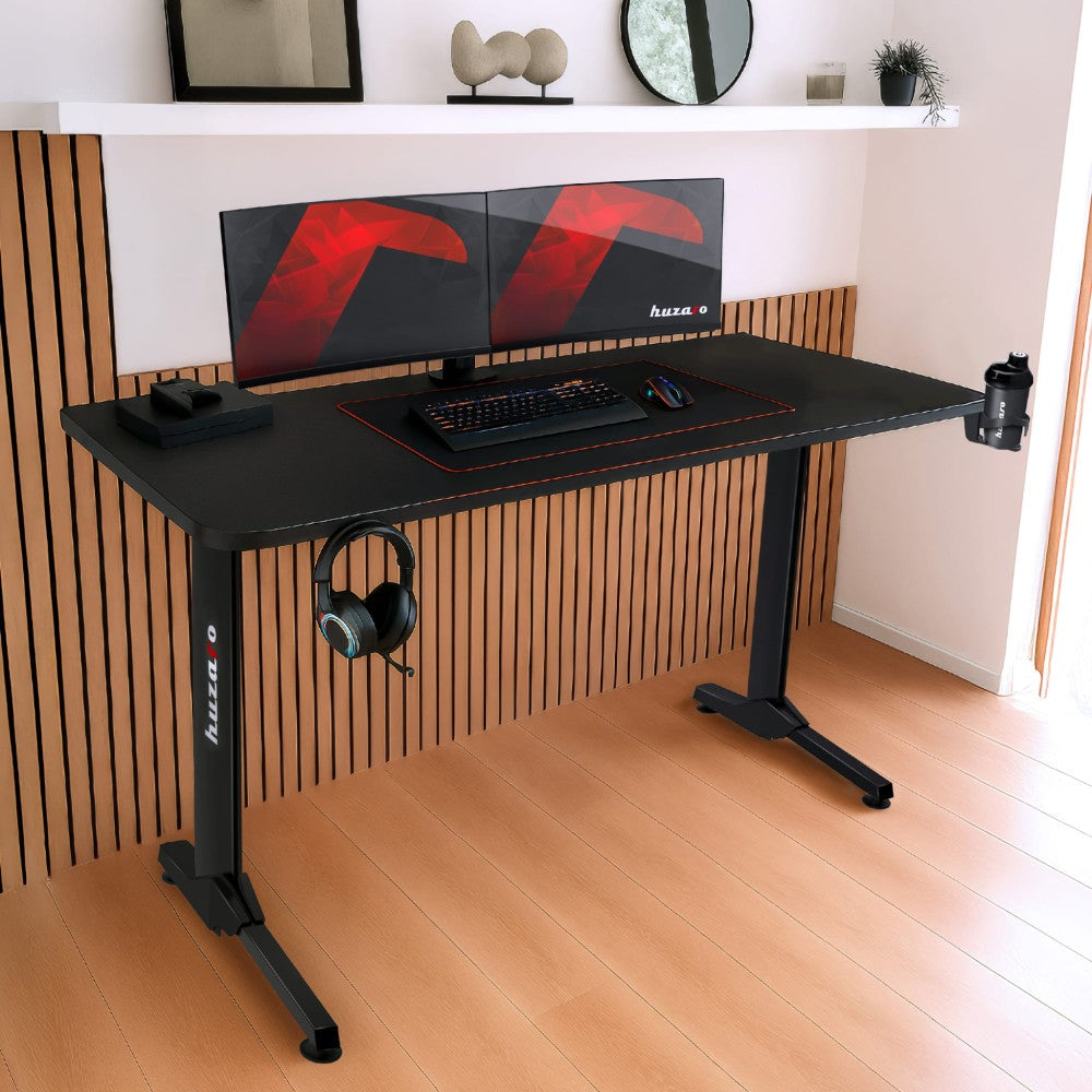 Huzaro Hero 4.7 justerbare føtter på svart gamingbord