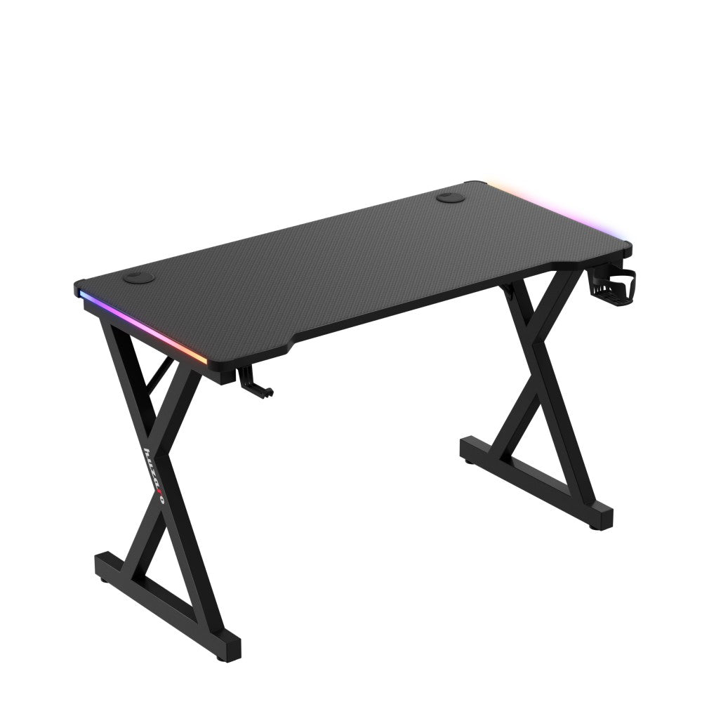 Huzaro Hero 2.3 RGB gamingbord – nærbilde av RGB-belysning langs bordkanten