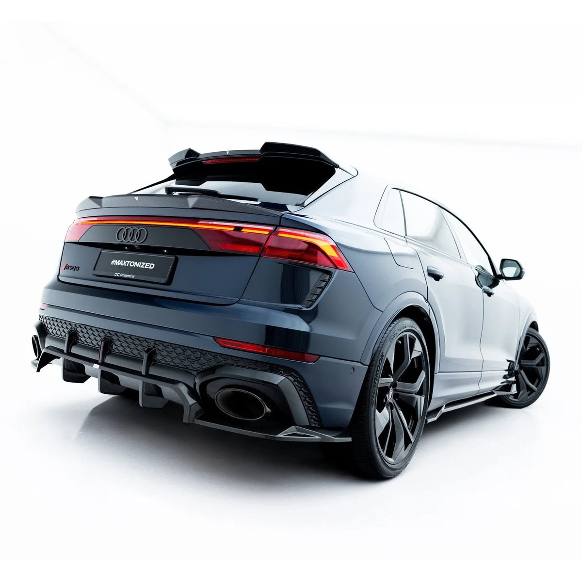 Baksplitter i prepreg-karbon til Audi RSQ8 Mk1 Facelift sett bakfra