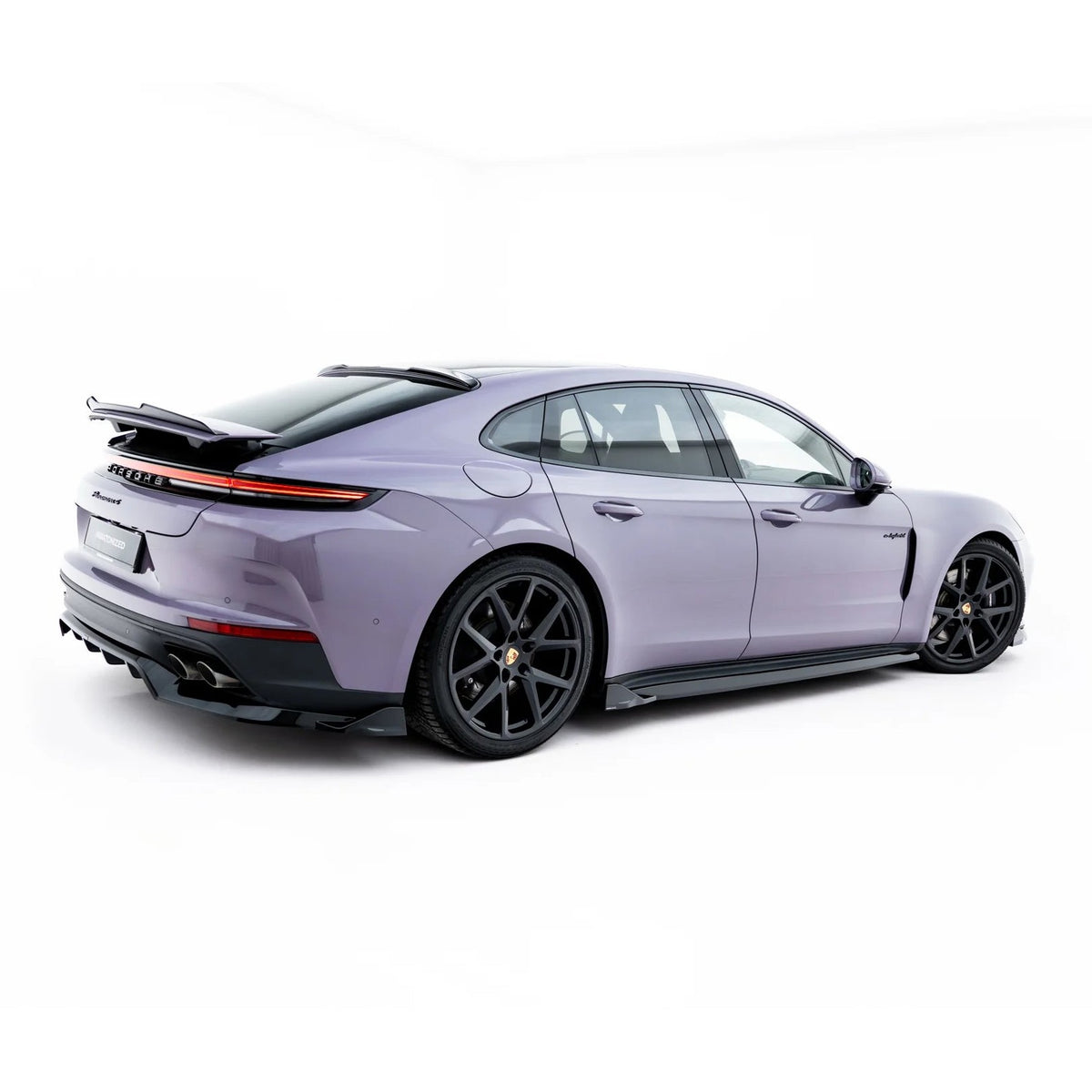 Sideskjørt diffusers i blank sort ABS til Porsche Panamera 972