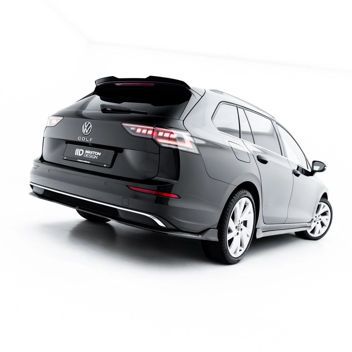 Baksplitter til Volkswagen Golf Variant Mk8 Facelift i blank sort ABS-plast