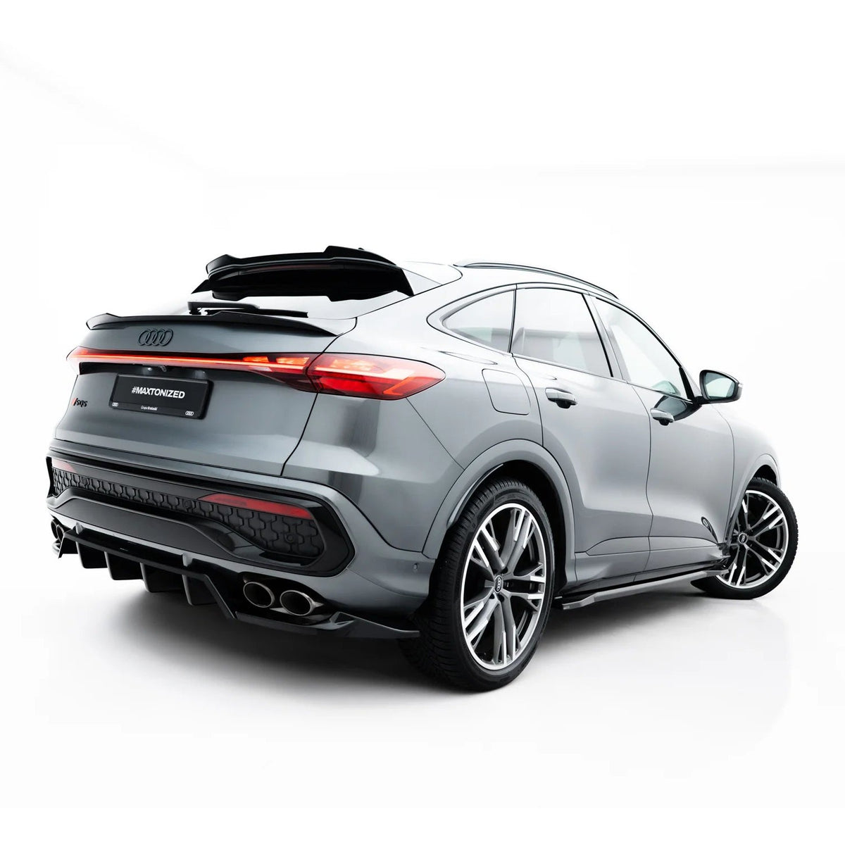 Diffuser med vertikale ribber til Audi SQ5 Sportback Mk3 i blank sort ABS-plast