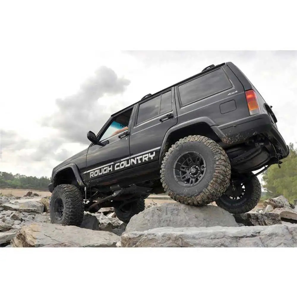 Hevesett med Long Arm Rough Country Np231 Løft 6,5’’ - Jeep Cherokee Xj 84-01