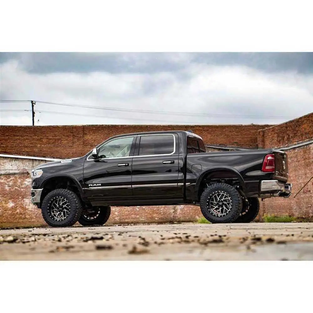 Hevesett Rough Country 22xl Air Ride Stor Nav med N3 Dempere Lift 5’’ - Ram 1500 Dt 19-