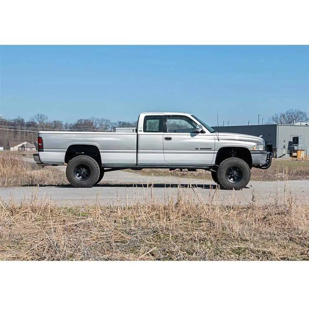 Hevesett Rough Country 3’’ Løft - Dodge Ram 2500 94-02