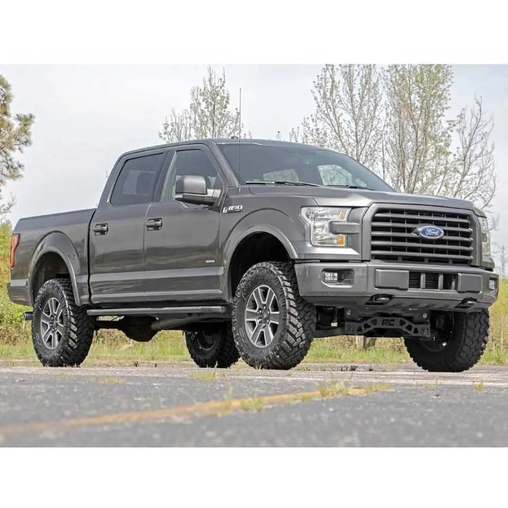Hevesett Rough Country 4’’ Løft - Ford F150 15-20