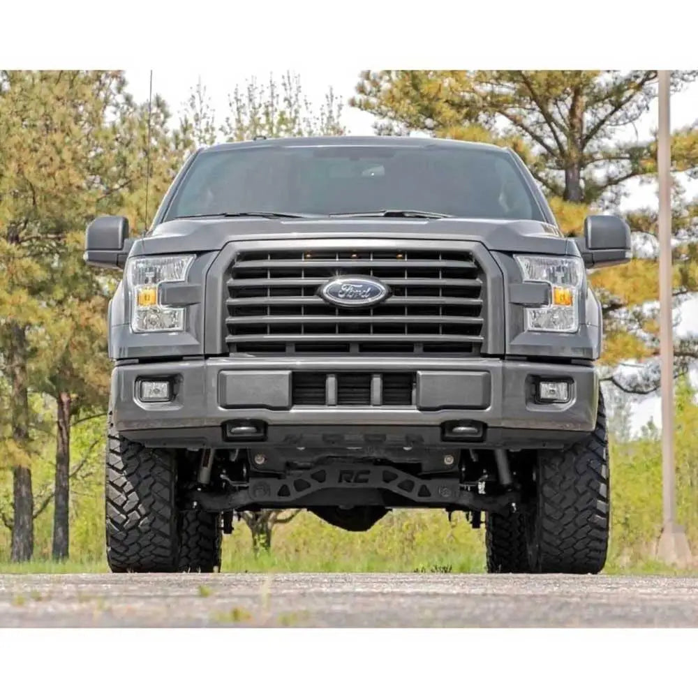 Hevesett Rough Country 4’’ Løft - Ford F150 15-20