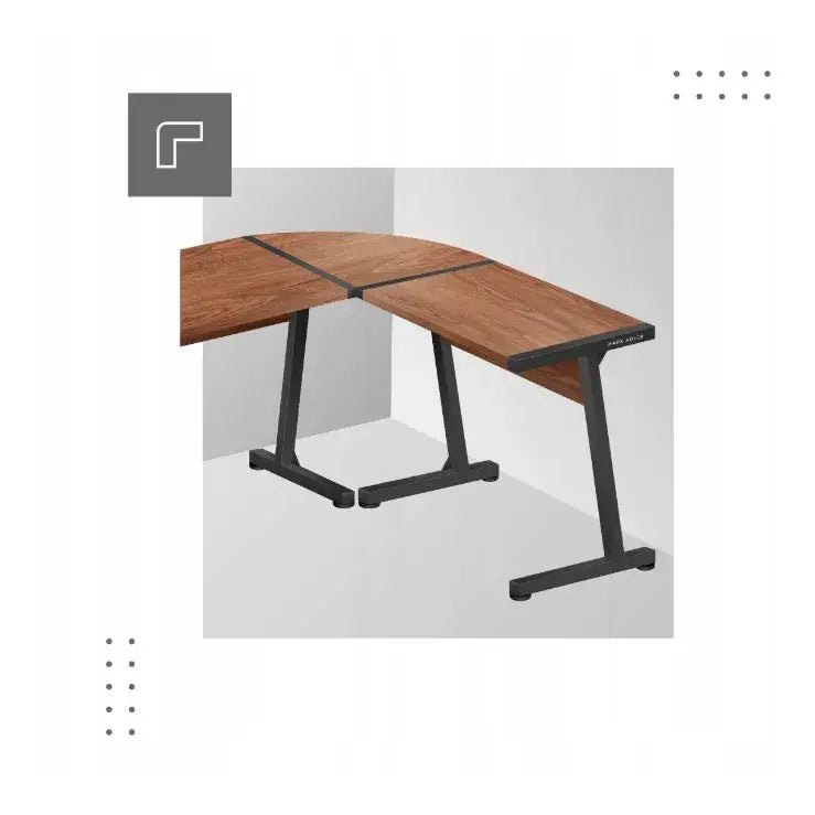 Hjørneskrivebord Huzaro Mark Adler Leader 5.5 WN, L-formet i mørkt treverk og sorte metallben, sett fra skrå vinkel.