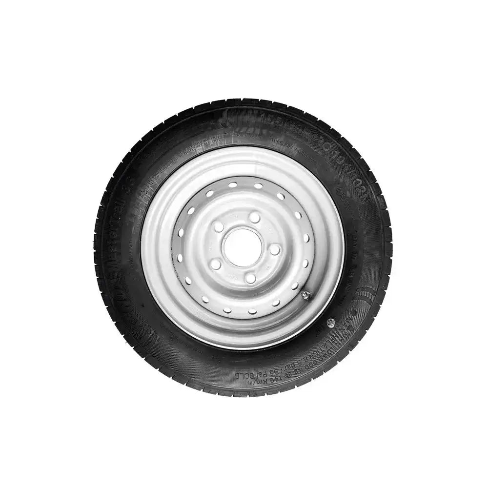 Tilhengerhjul 155/70R12C med sølvfelg, flere bolthull og ventil synlig, sett rett forfra mot hvit bakgrunn.