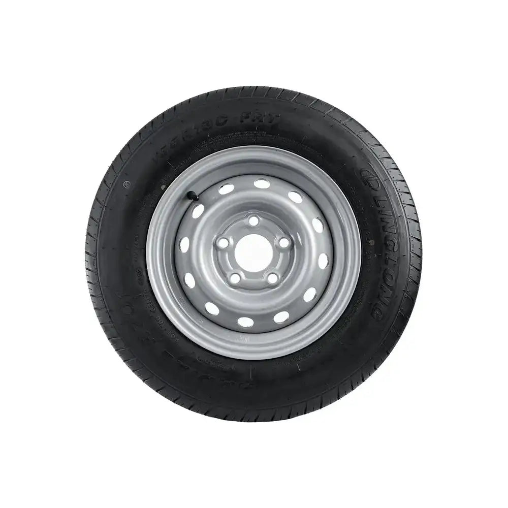 Tilhengerhjul 165R13C med sølvfarget stålfelg og flere runde hull, sett rett forfra mot hvit bakgrunn.