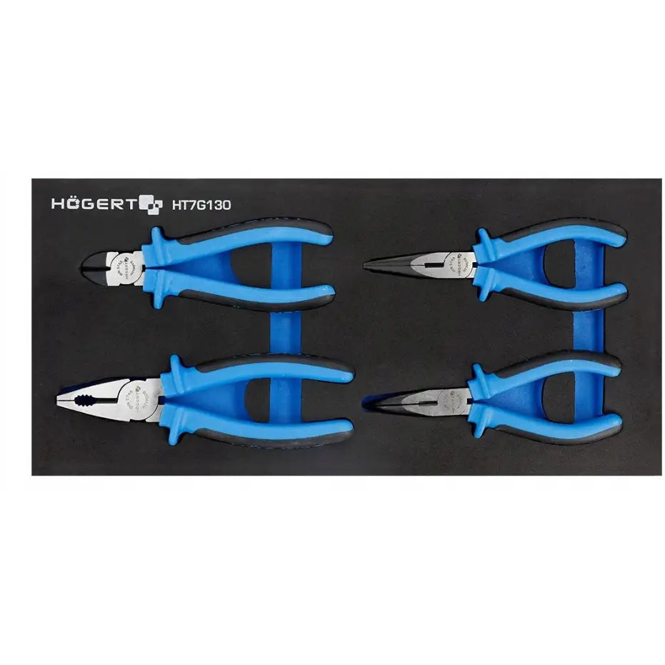 Fire tenger med blå og svarte håndtak, ryddig plassert i sort plastinnlegg fra Hogert verktøysett.
